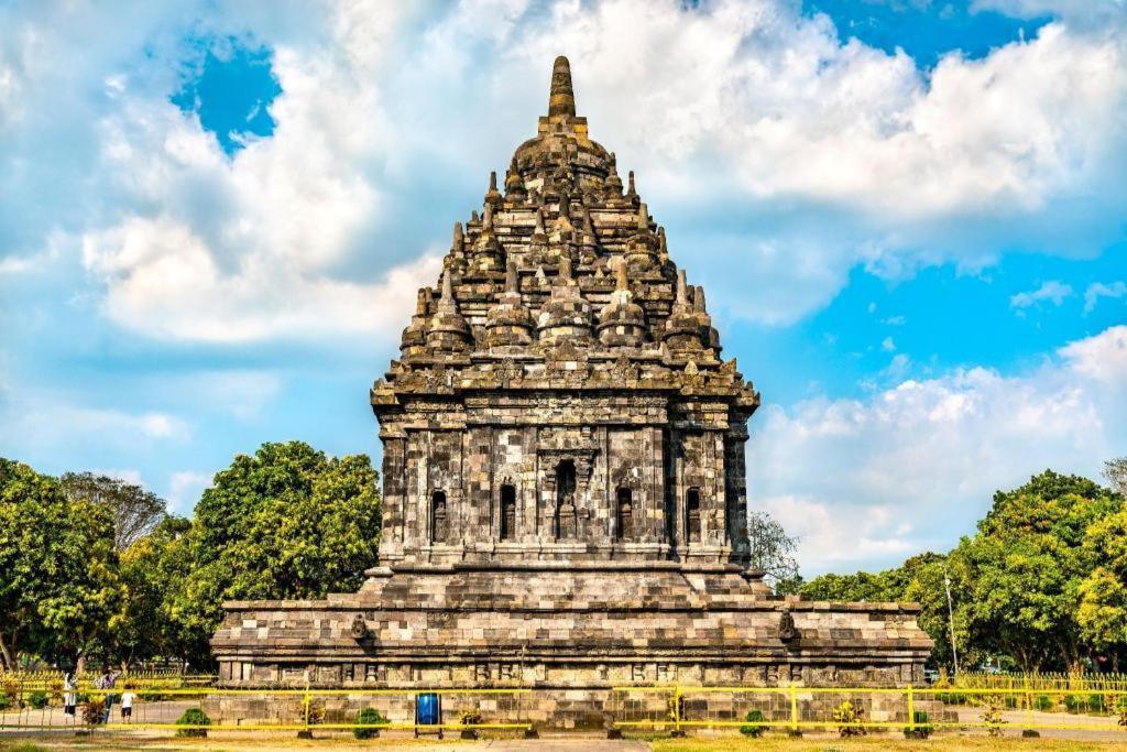 Smedi Coliving Hotel Yogyakarta Kültér fotó